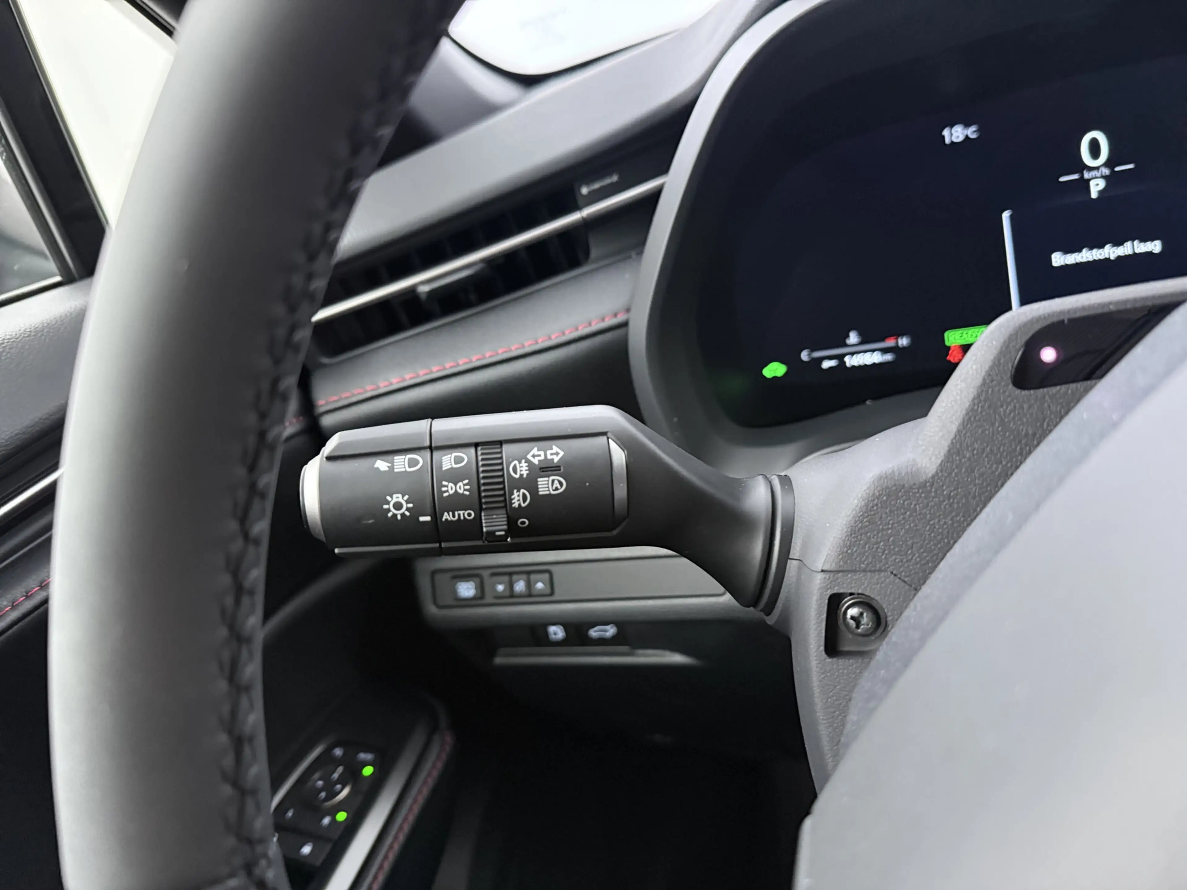 Lexus LBX Emotion 2WD | Advanced Pack | — photo 7