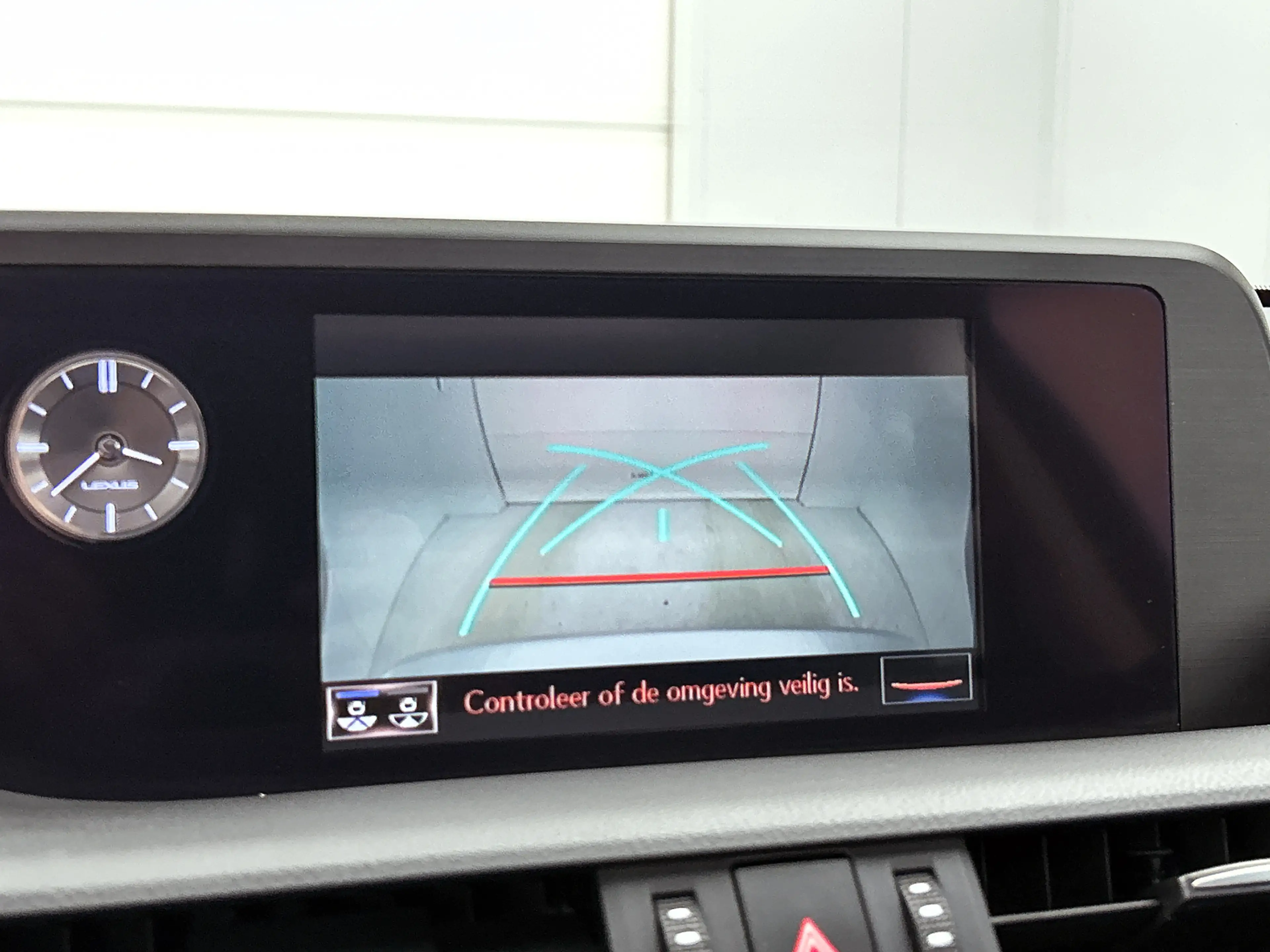 Lexus ES 300 300h Preference Line Business | Dealeronderhouden — photo 8