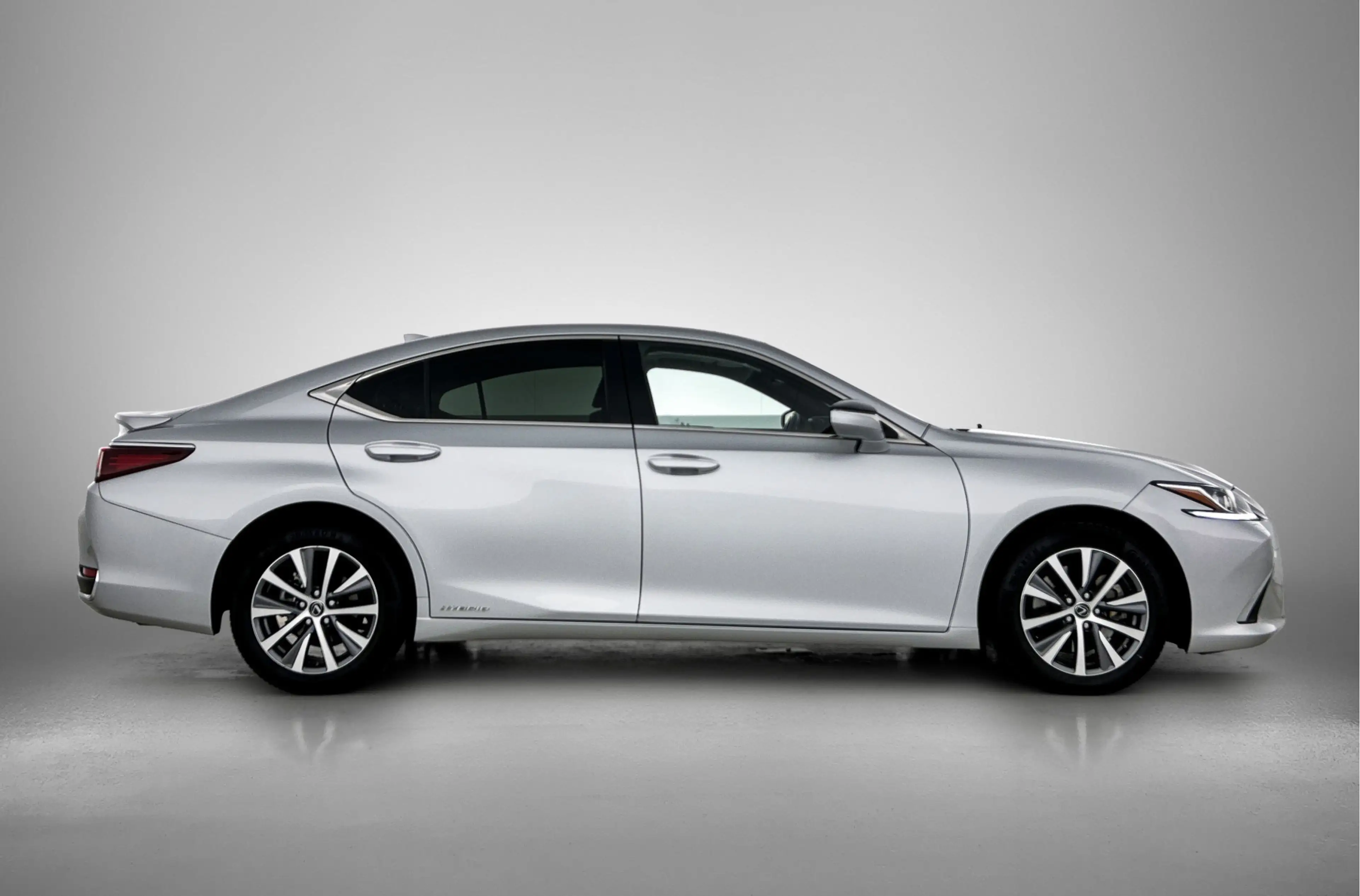 Lexus ES 300 300h Preference Line Business | Dealeronderhouden — photo 13