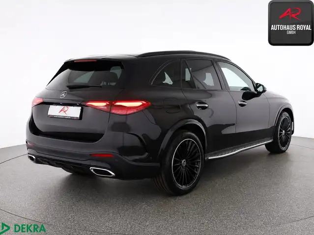 Mercedes-Benz GLC view 5