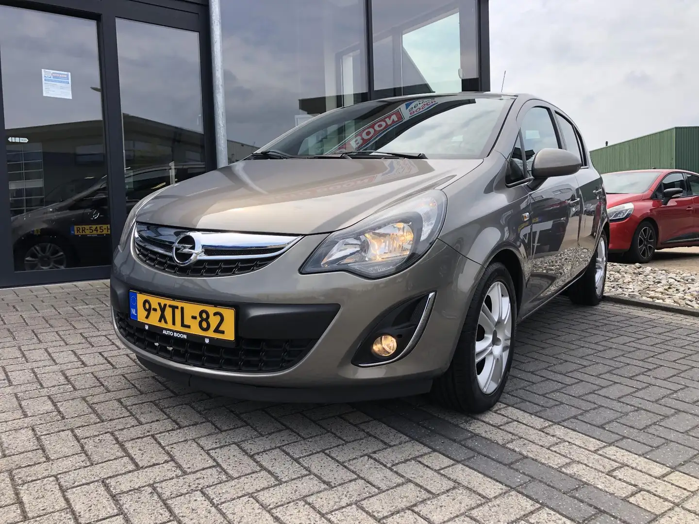 Opel Corsa 1.2 86PK BLITZ : NAVI/BT/ECC/PDC/LMV CC/CV - NL AU Marrón - 2