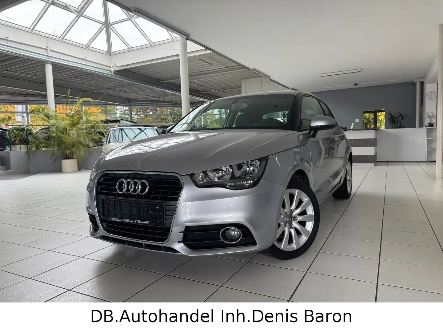 Audi A1 ambition Leder Navi Tempo PDC SHZ Silber - 1