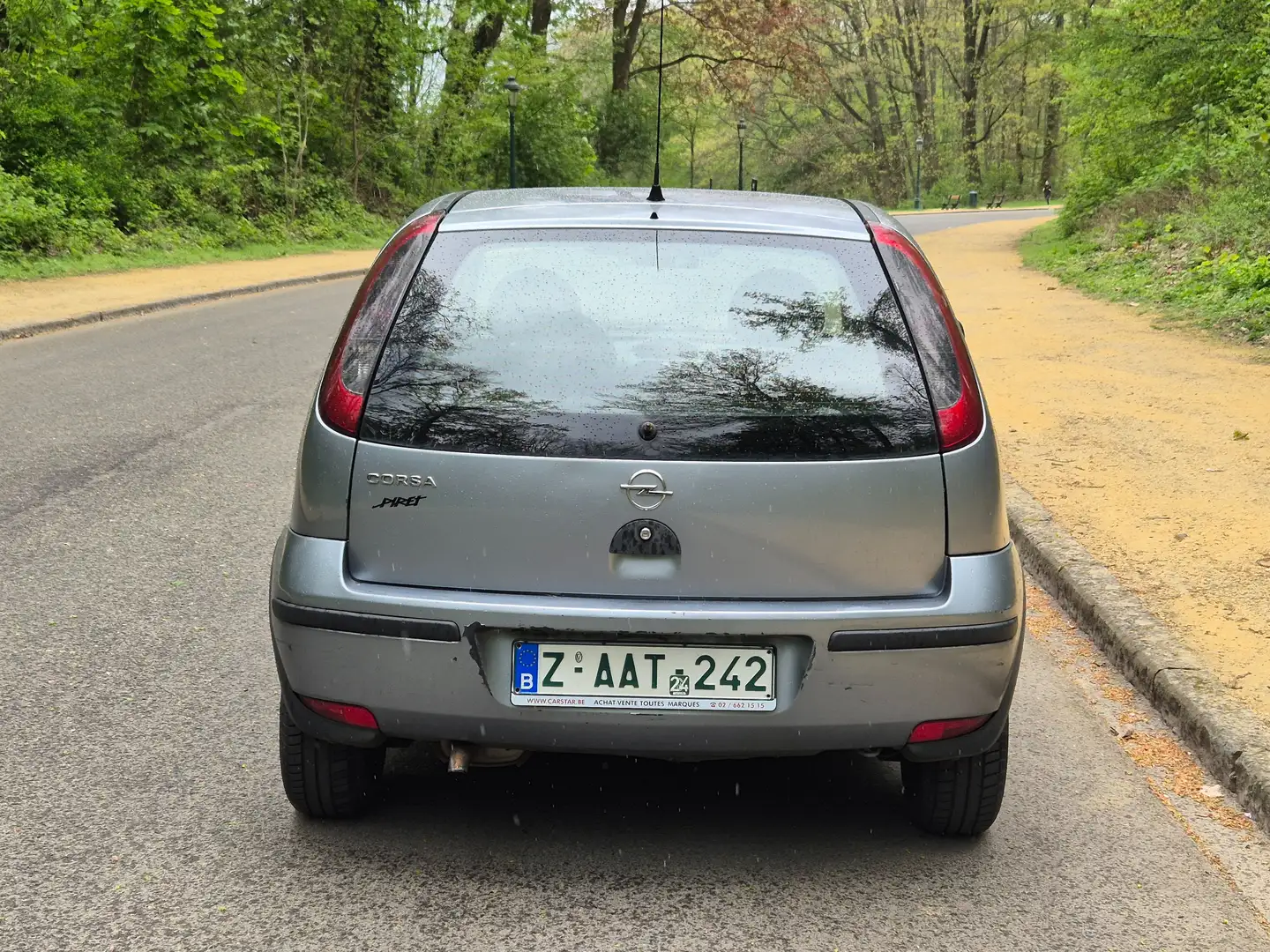 Opel Corsa 1.0i XE   107000 KM  ESSENCE  CT ET CAR PASS  OK Šedá - 2
