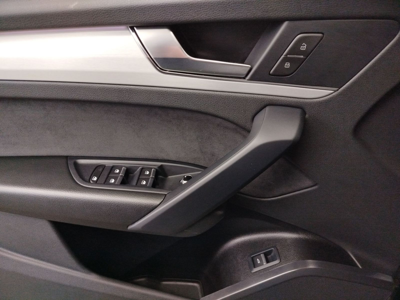 Audi SQ5 TDI quattro tiptronic MATRIX NAVI AHK 360° — photo 10