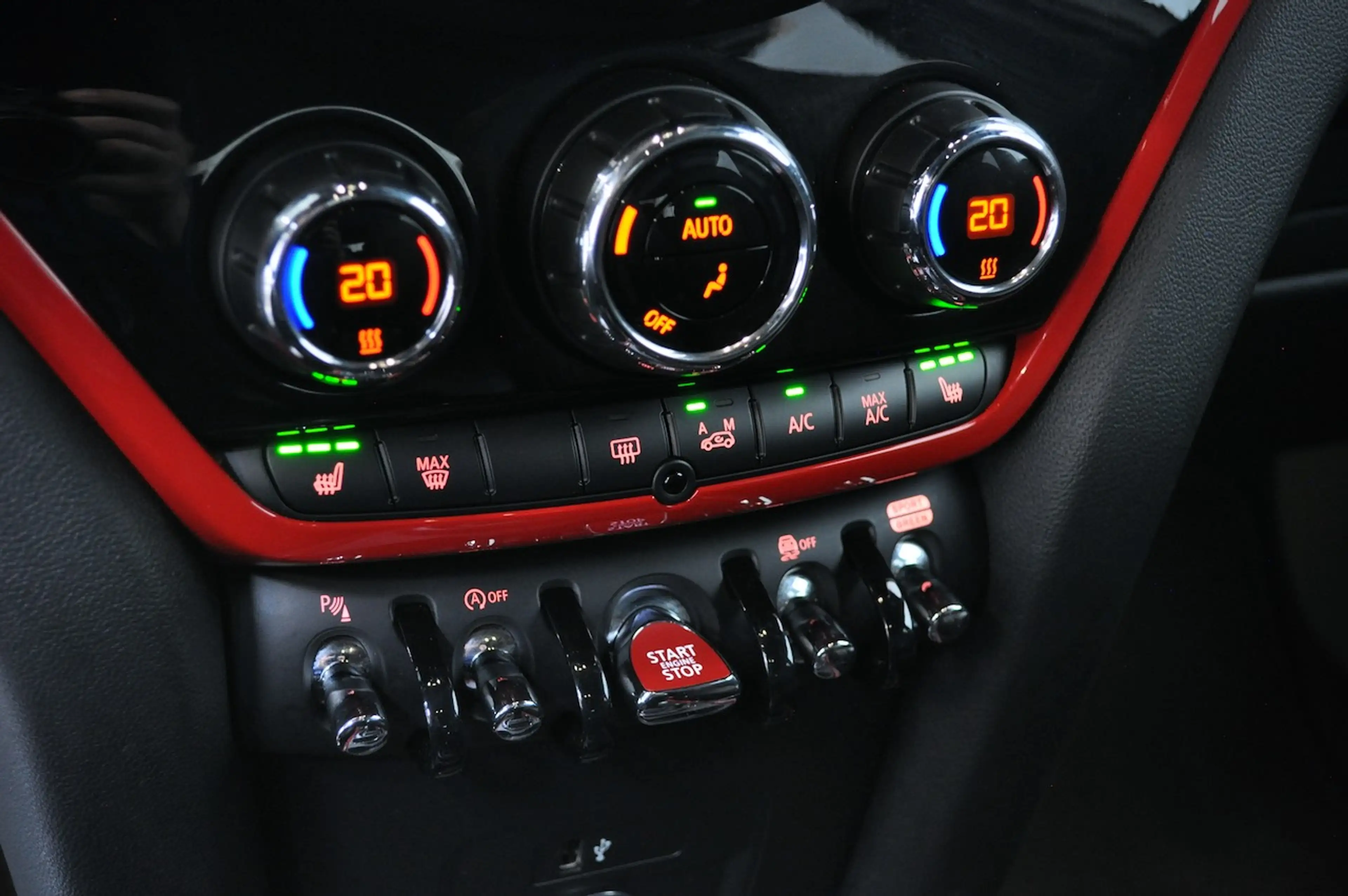 MINI JCW Countryman All4 ALL4 Automaat/Navi/Comforttoegang/Camera/LED/Leder — photo 15