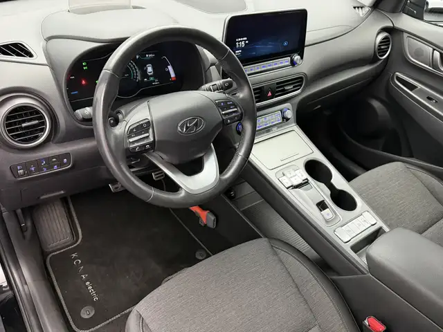 Hyundai Kona view 8