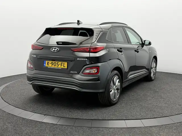 Hyundai Kona view 4