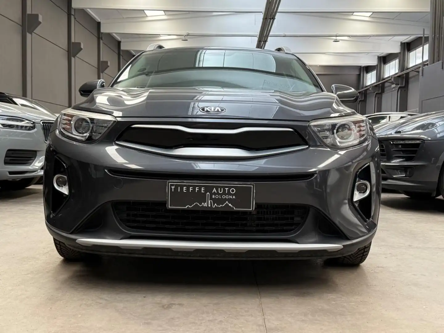 Kia Stonic 1.6 CRDi 110 CV Style | NEOPATENTATI | Grigio - 2