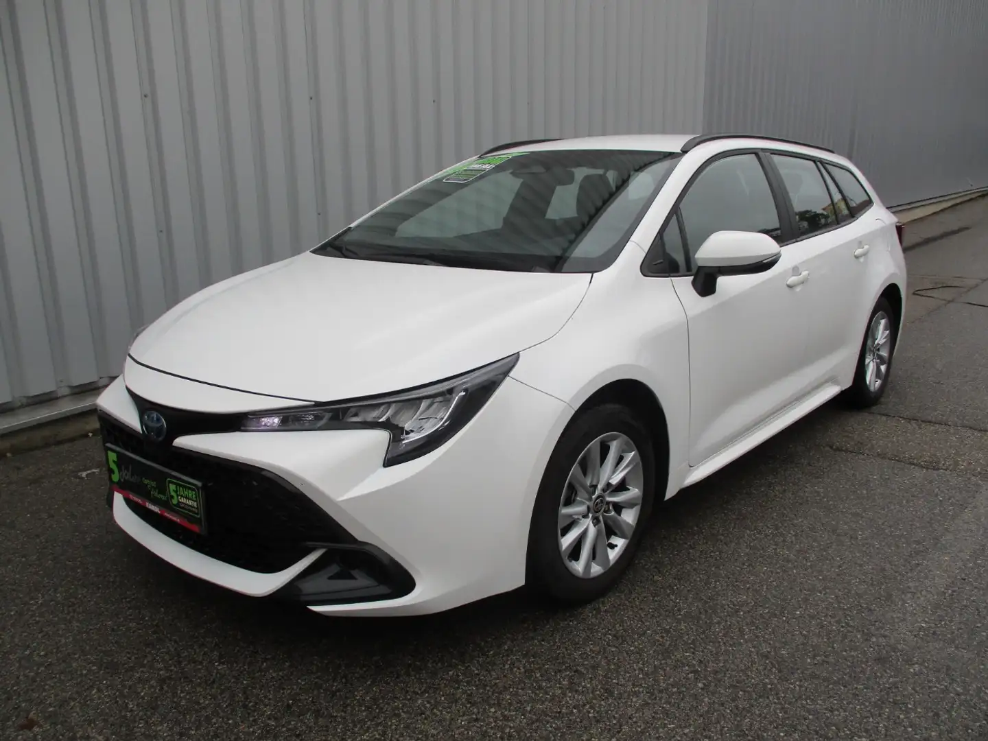 Toyota Corolla 1.8 Hybrid Touring Sports Active Blanc - 2