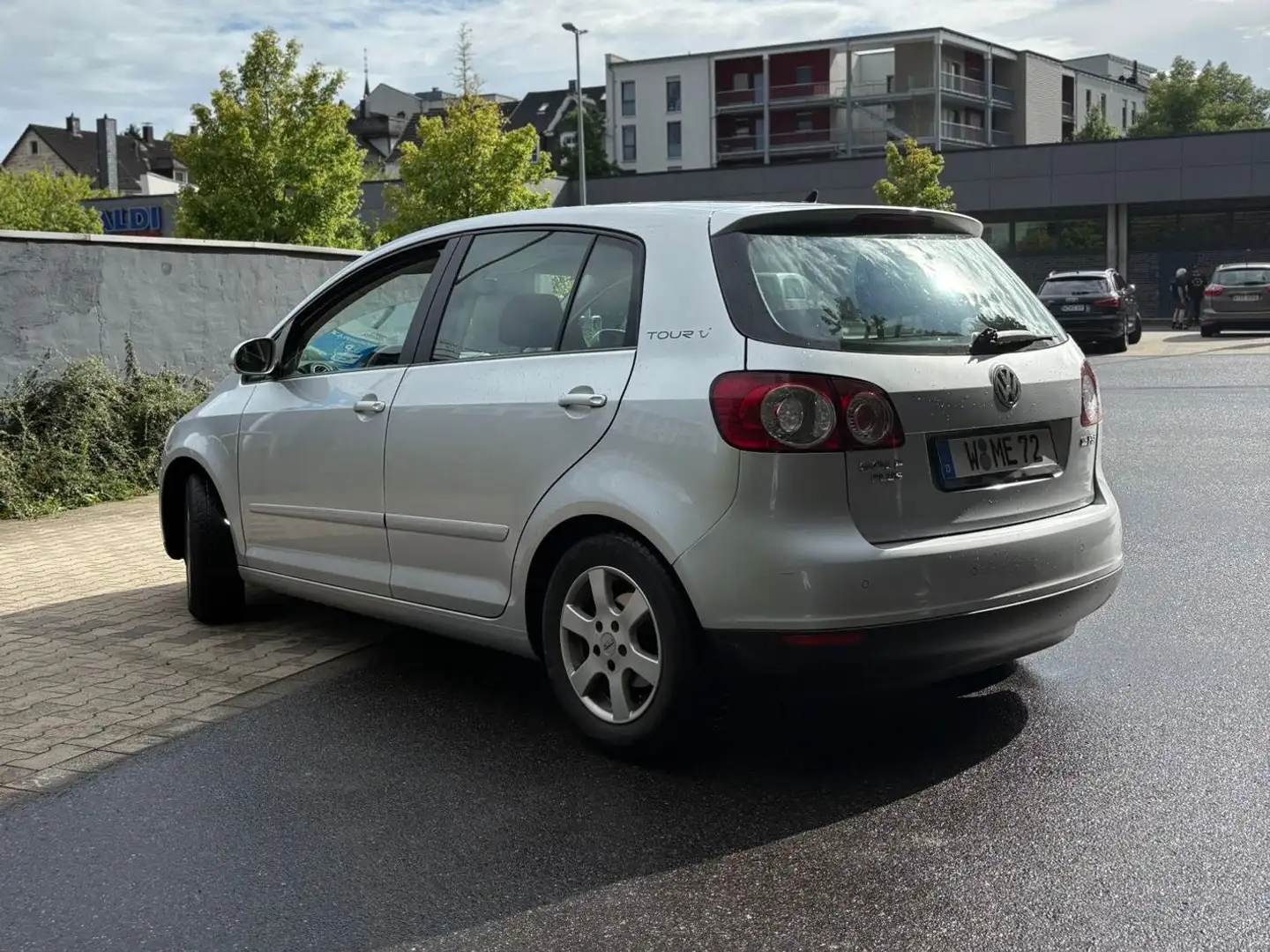 Volkswagen Golf Plus Golf Plus 1.6 FSI Tour Edition Argintiu - 2