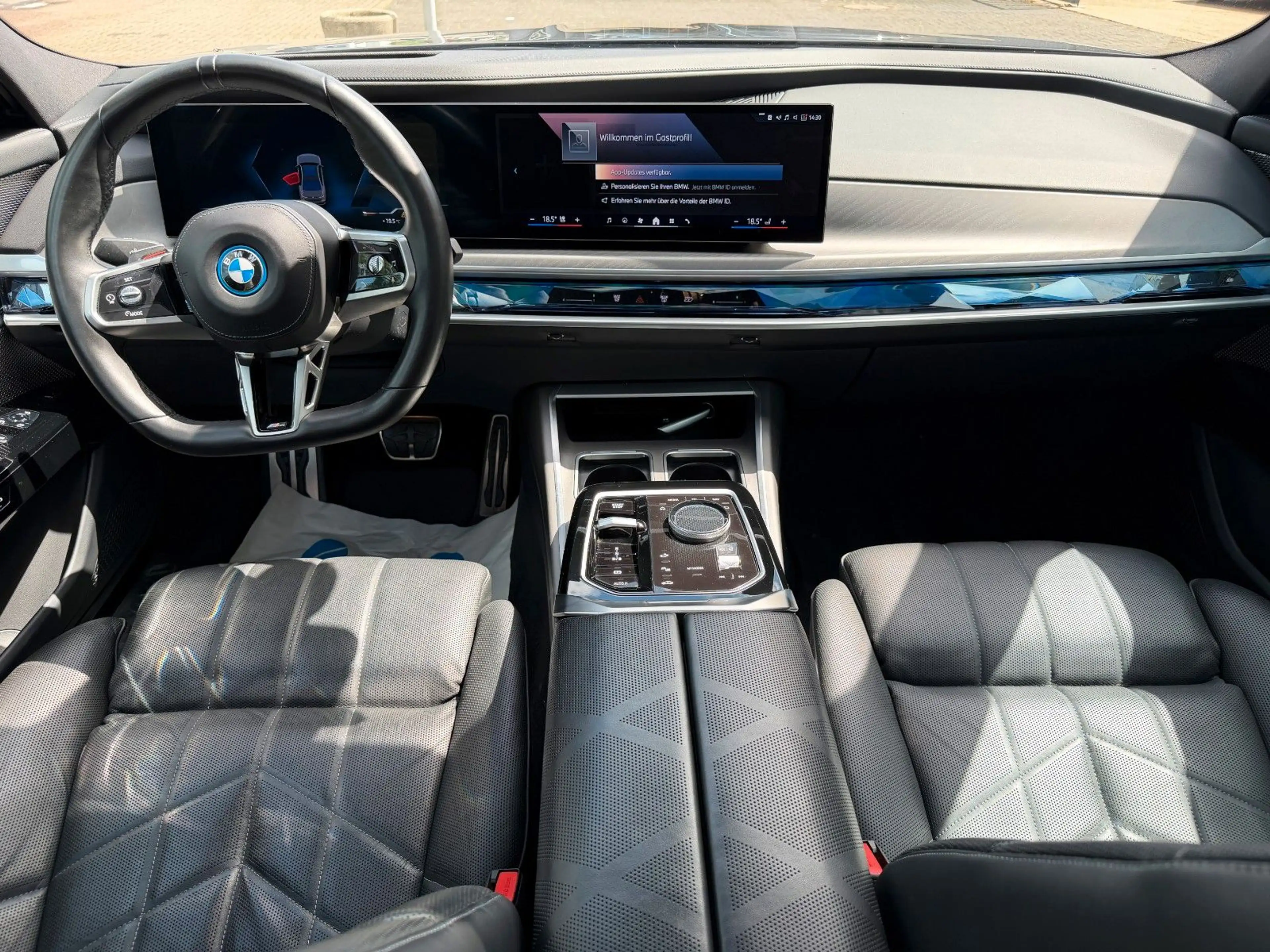 BMW i7 xDrive 60 M Sportpaket Elk.Tür/Fond Entertain — photo 13