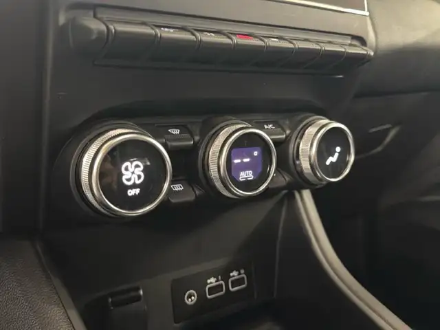 Renault Captur view 13