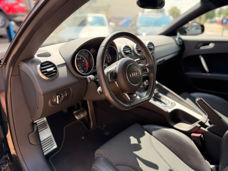 Audi TT Coupe/Roadster 2.0 TFSI S-line BOSE SHZ PDC — photo 11