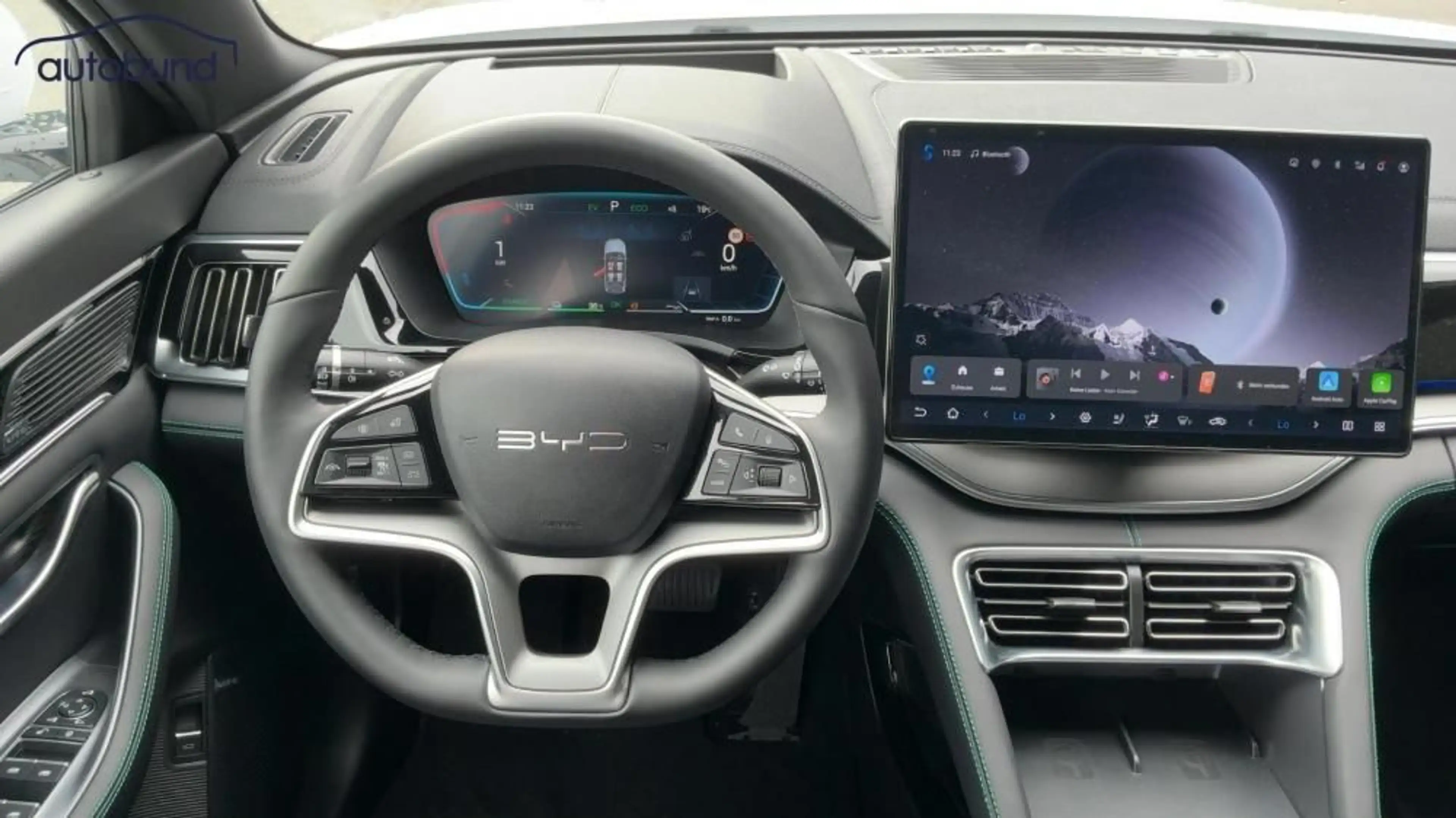 BYD Seal U DM-i Boost Alu HUD KA LED Link LRH NAV — photo 11