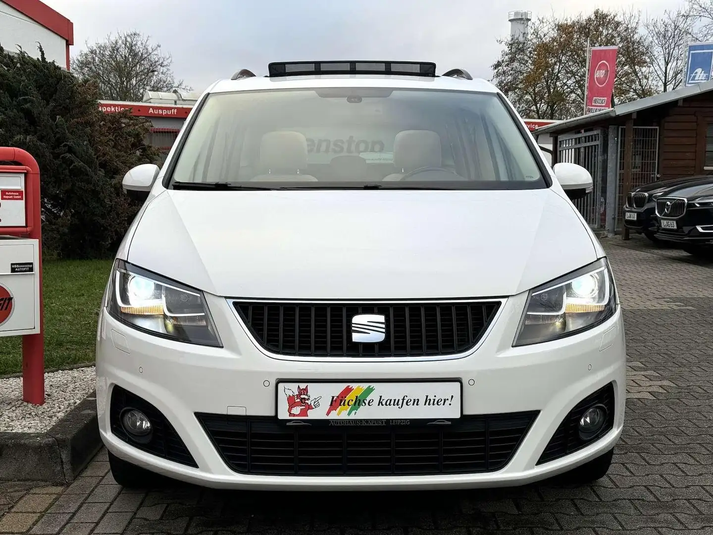 SEAT Alhambra 7 Sitzer/Xenon/Navi/DAB/Pano/StandHz Blanc - 2