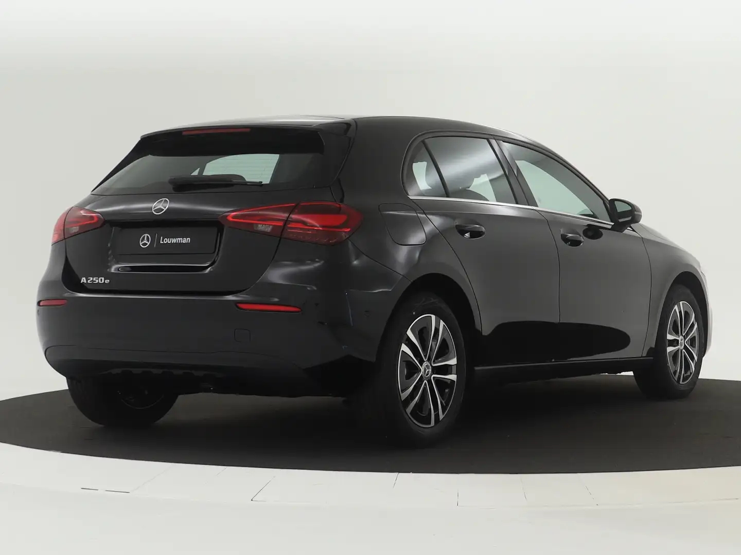 Mercedes-Benz A 250 e LIMITED Edition | Dodehoekassistent | Parkeerpak Noir - 2