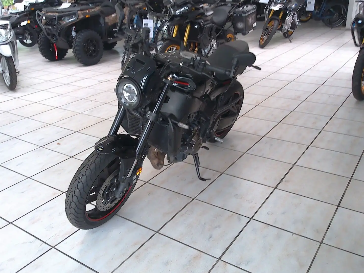 Yamaha XSR 900 MTM890 Negru - 1