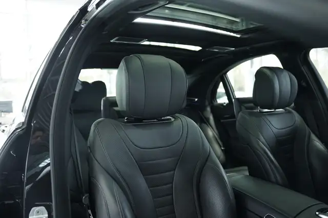 Mercedes-Benz S-Class view 14