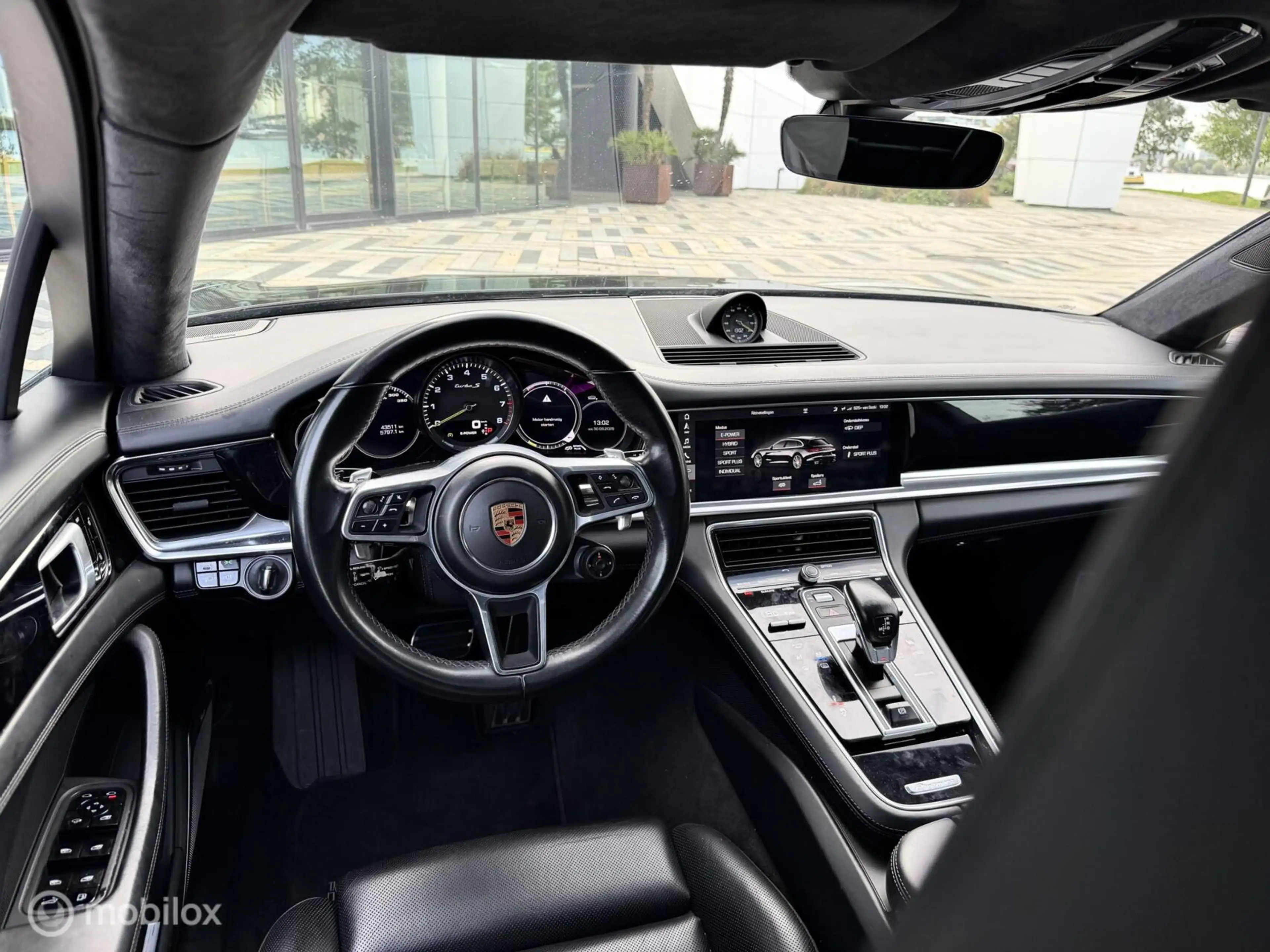 Porsche Panamera Sport Turismo 4.0 Turbo S E-Hybrid | VOL ! — photo 28