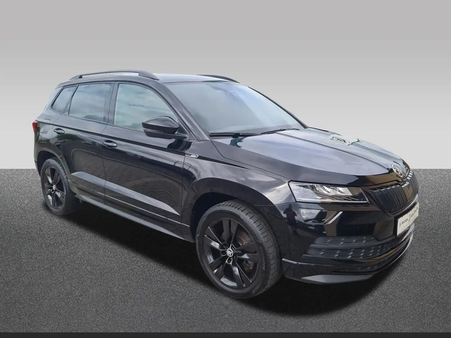 Skoda Karoq Sportline 4x4 2.0 TSI Schwarz - 1