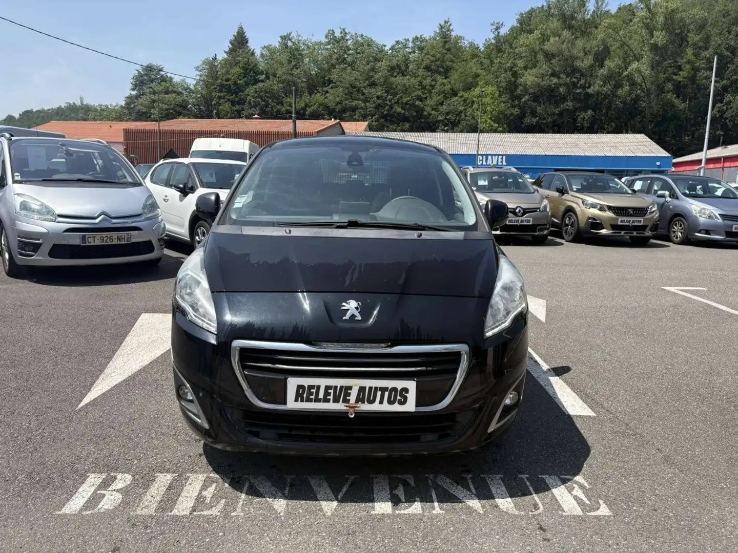 Peugeot 5008 1.6 BlueHDi 120ch Business Pack S&S Schwarz - 1