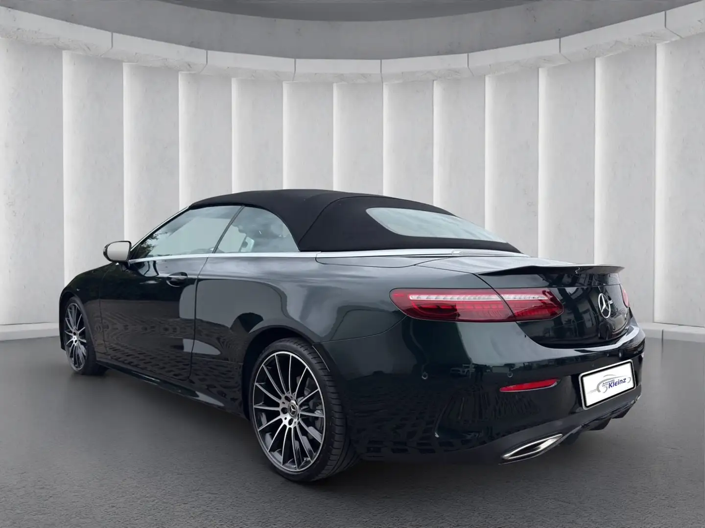 Mercedes-Benz E 200 CABRIO+AMG LINE+KAMERA+SITZKLIMA+ASSISTENZ Grün - 2