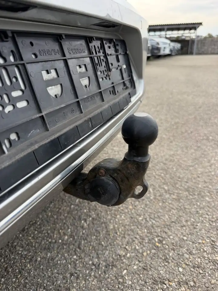 VOLKSWAGEN PASSAT 2.0 TDI 190ch HIGHLINE BVA Sièges chauffants Toit pano Caméra de recul Attelage Historique présent
