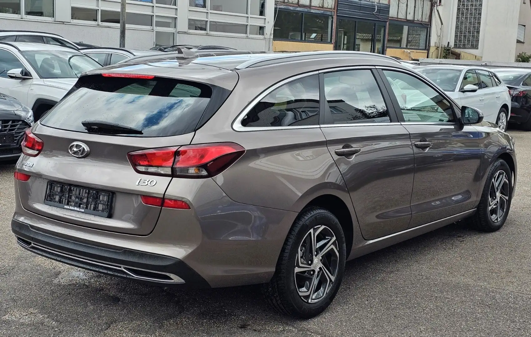 Hyundai i30 1,0 T-GDI cw Smart Gri - 2