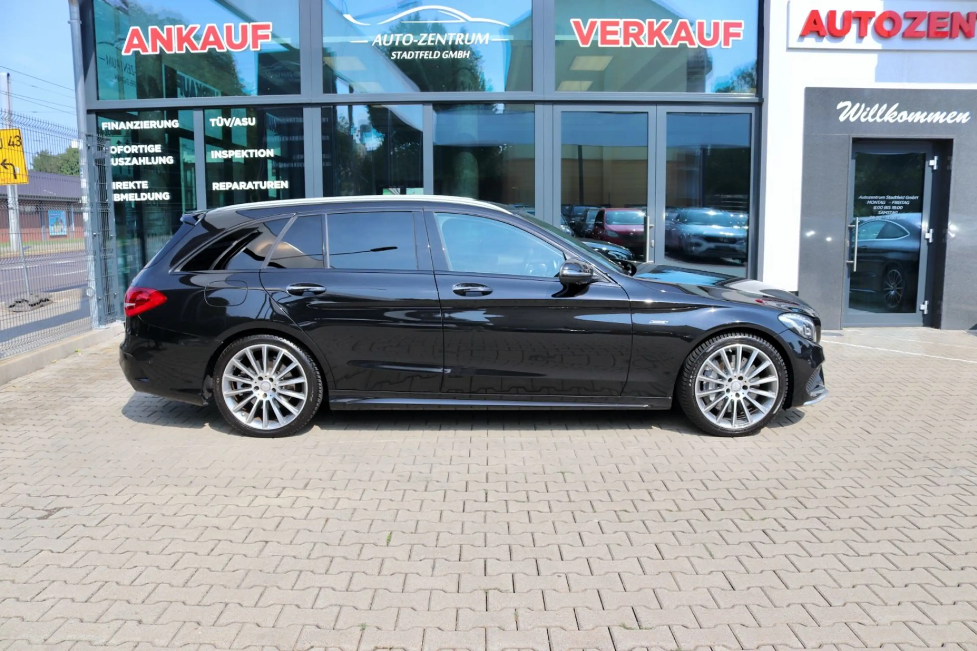 Mercedes-Benz C 43 AMG C450 AMG 4M HuD Pano 360° Burmester Standhz — photo 10