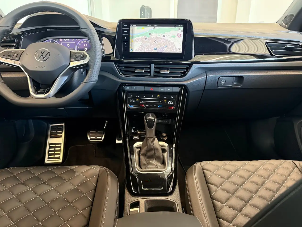 Volkswagen T-Roc Cabriolet 1.5 TSI R-Line 13