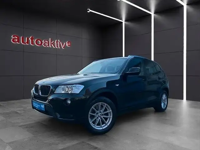 BMW X3 xDrive 20 d/Bi Xenon/Navi/AHK/Sitzhzg/Alu/PDC