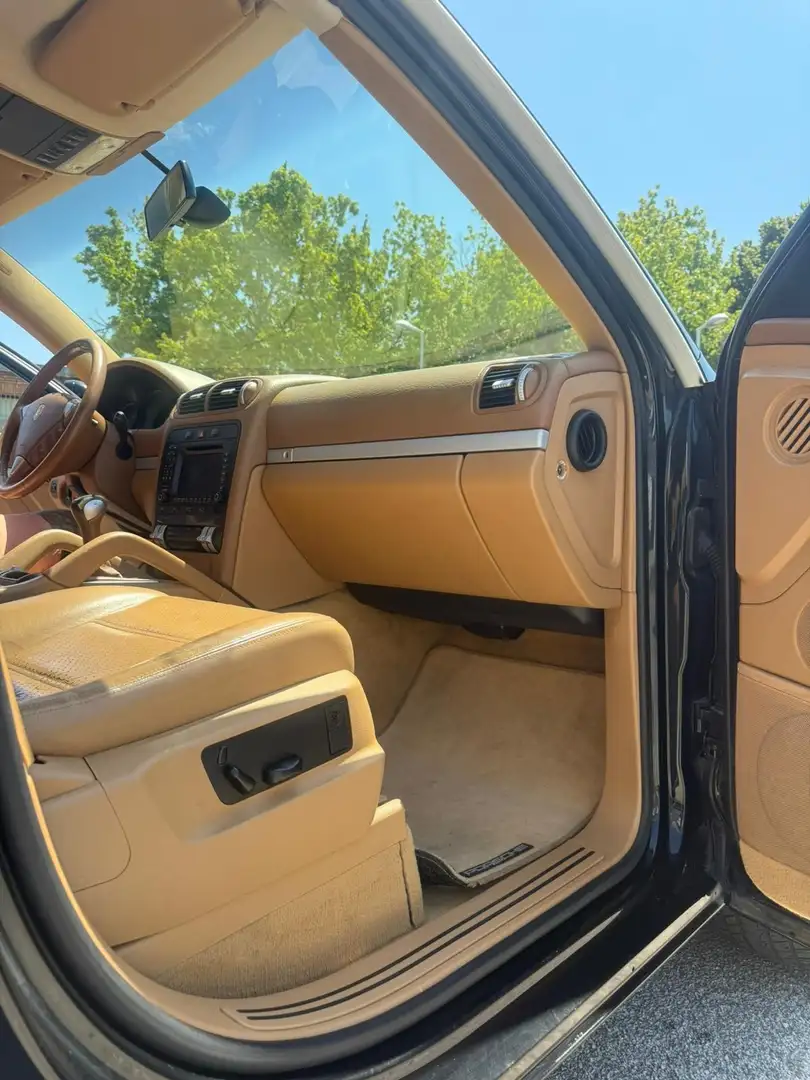 Porsche Cayenne 3.2 - 1