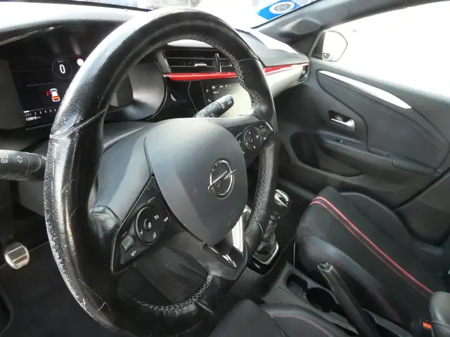Opel Corsa view 12
