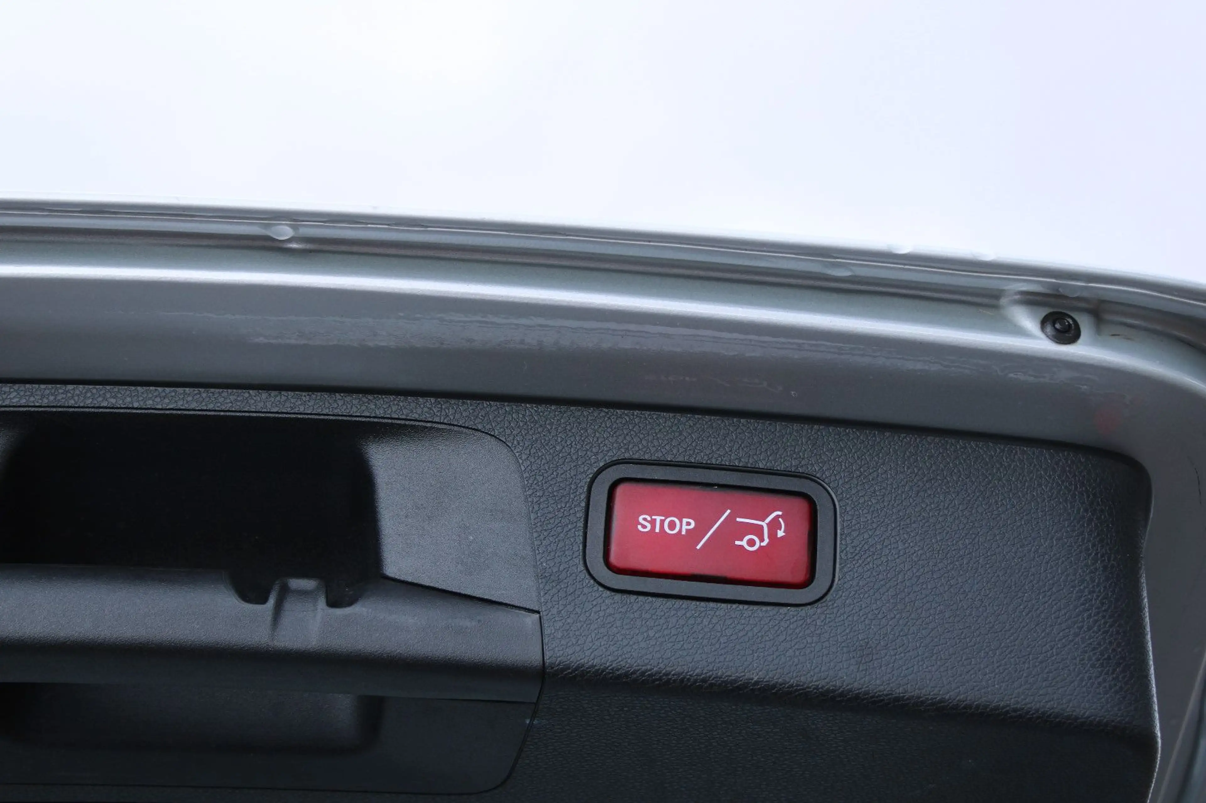 Mercedes-Benz E 350 d 4Matic,LED,20",Leder,Head-up,Panorama — photo 10