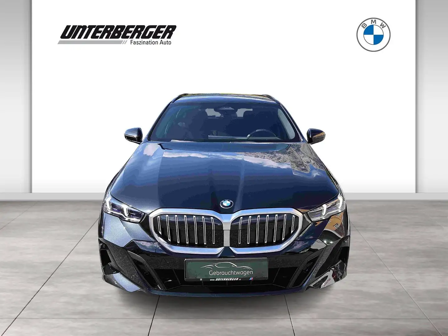 BMW 520 i Touring M-Sport Aut. Schwarz - 2