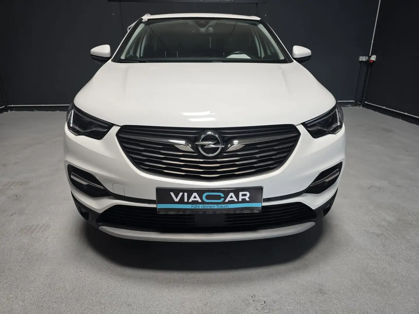 Opel Grandland X Dynamic Weiß - 2