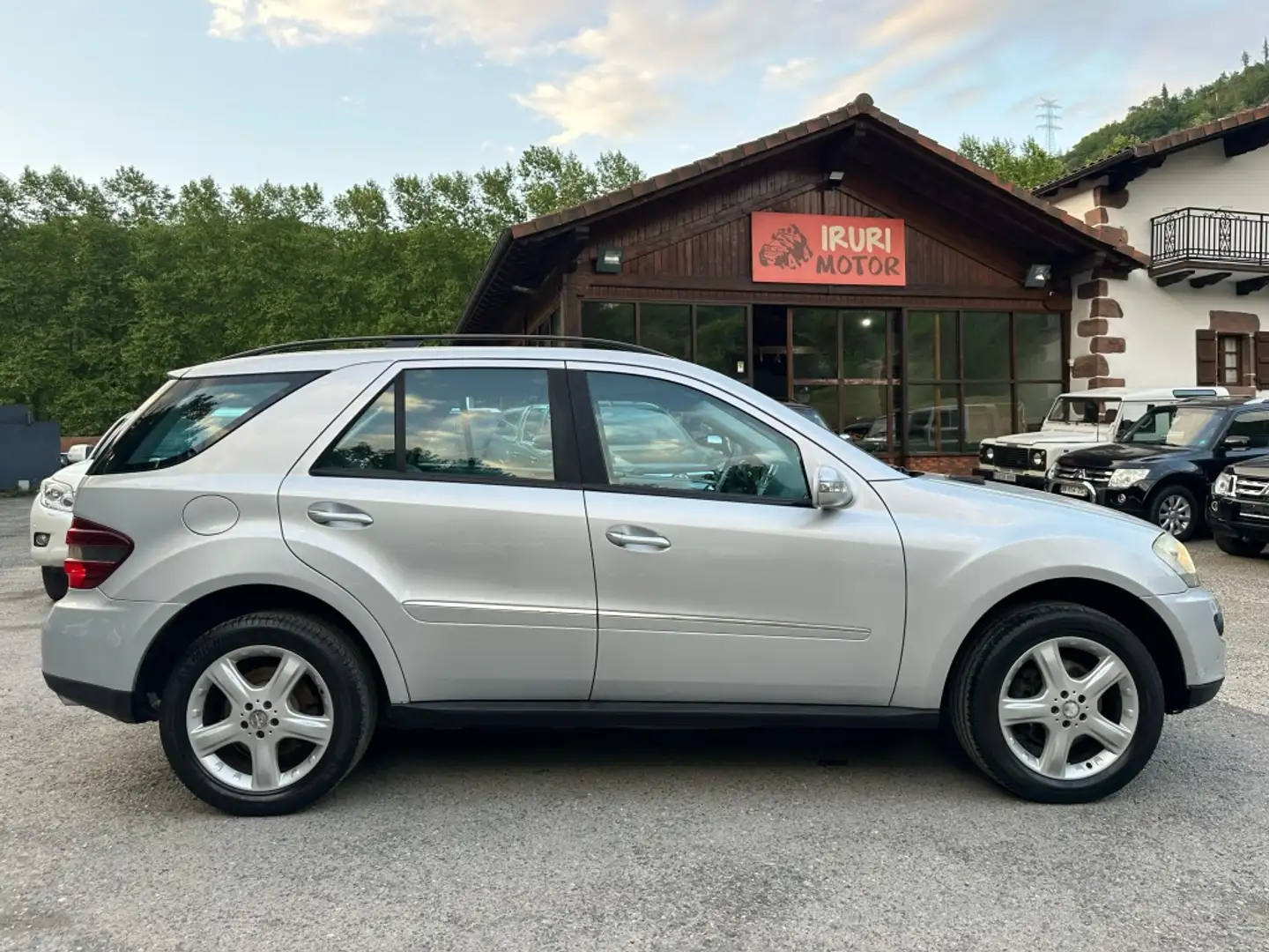 Mercedes-Benz ML 320 320CDI Aut. Ezüst - 1