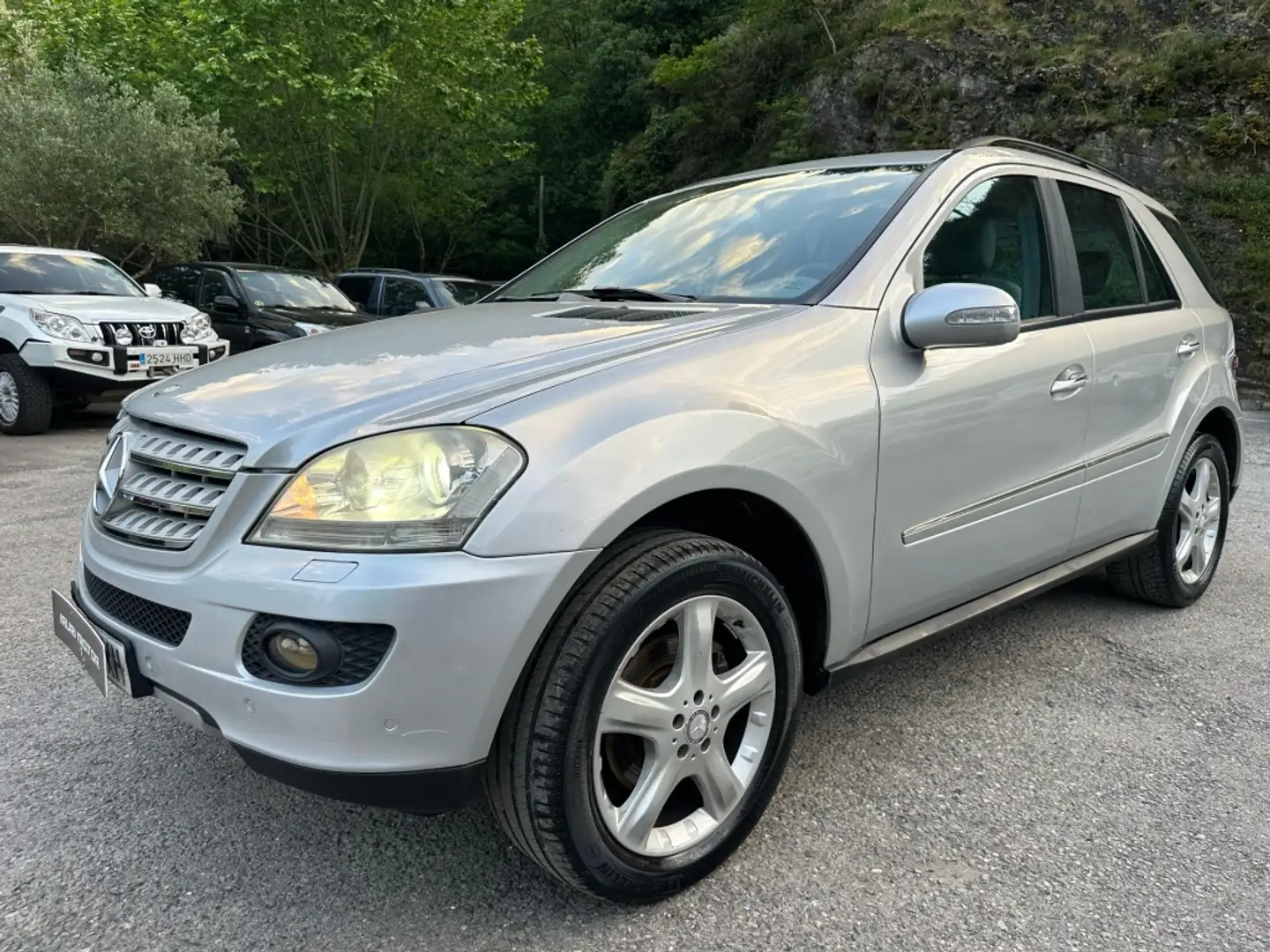 Mercedes-Benz ML 320 320CDI Aut. Ezüst - 2