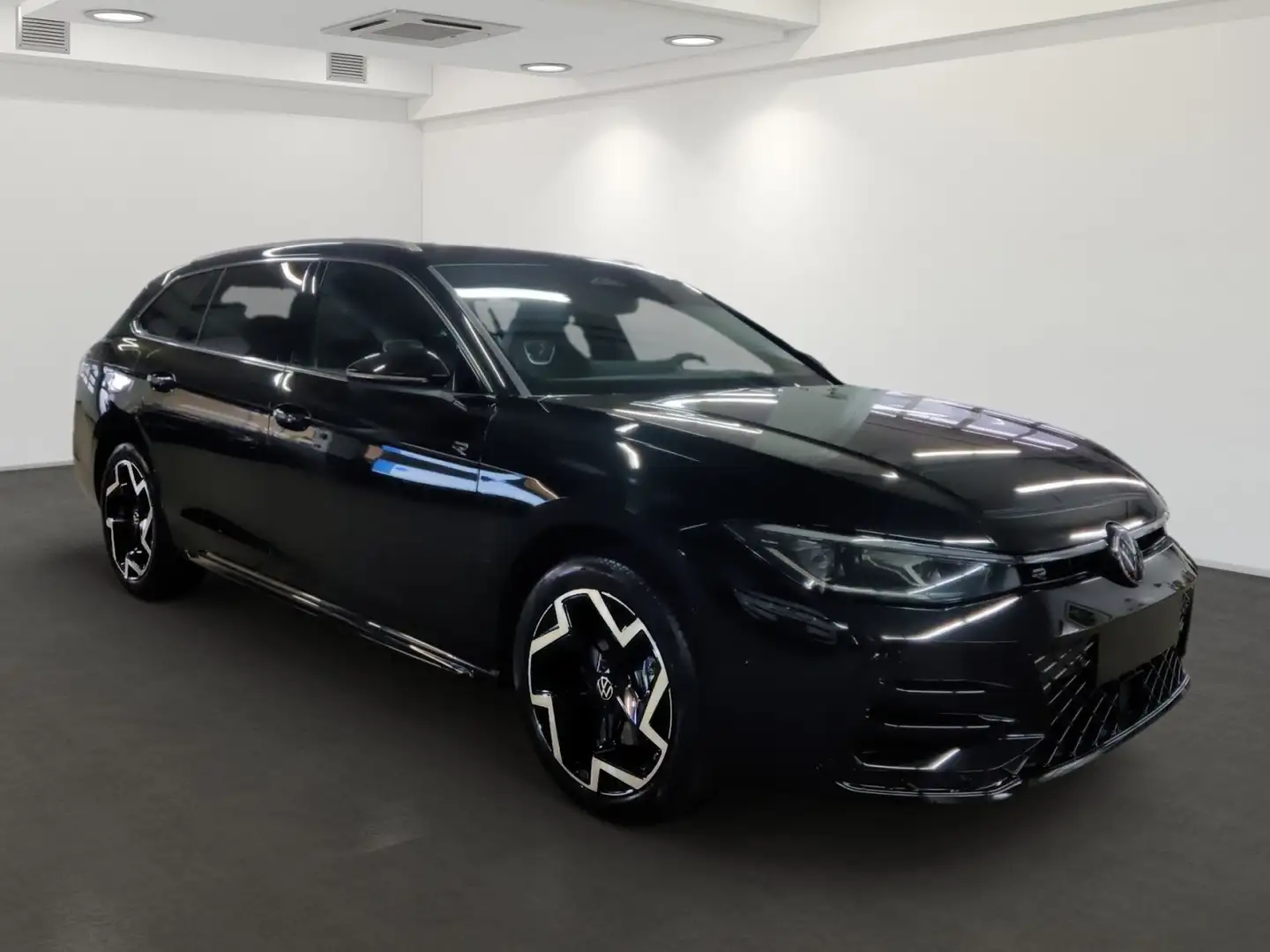 Volkswagen Passat Variant Passat R-Line 2,0 l TDI SCR 110 kW (150 PS) 7-Ga Noir - 2
