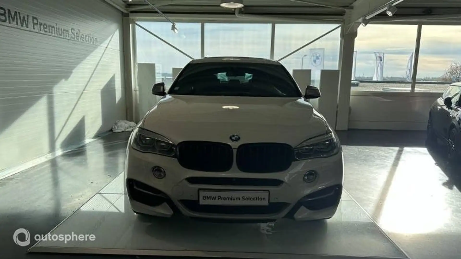 BMW X6 M50dA 381ch - 2