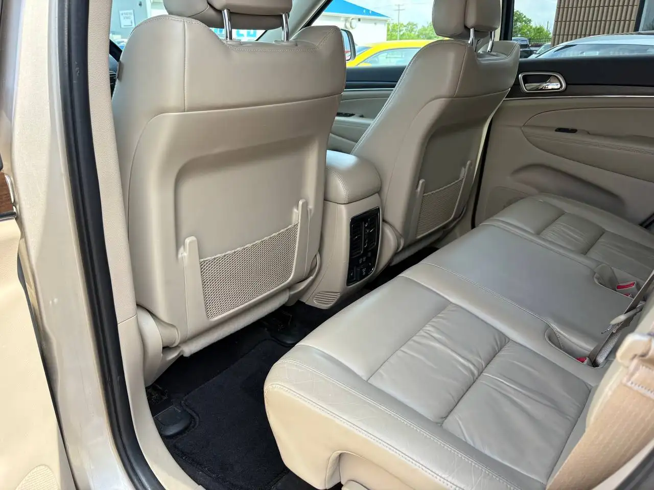 Jeep Grand Cherokee снимка Jeep Grand Cherokee