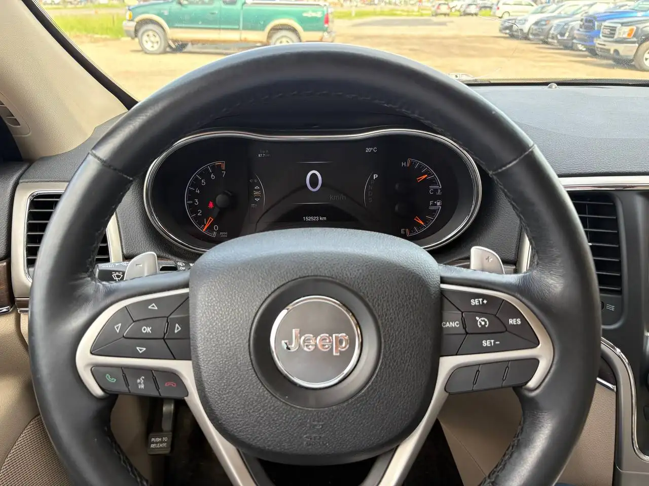 Jeep Grand Cherokee снимка Jeep Grand Cherokee
