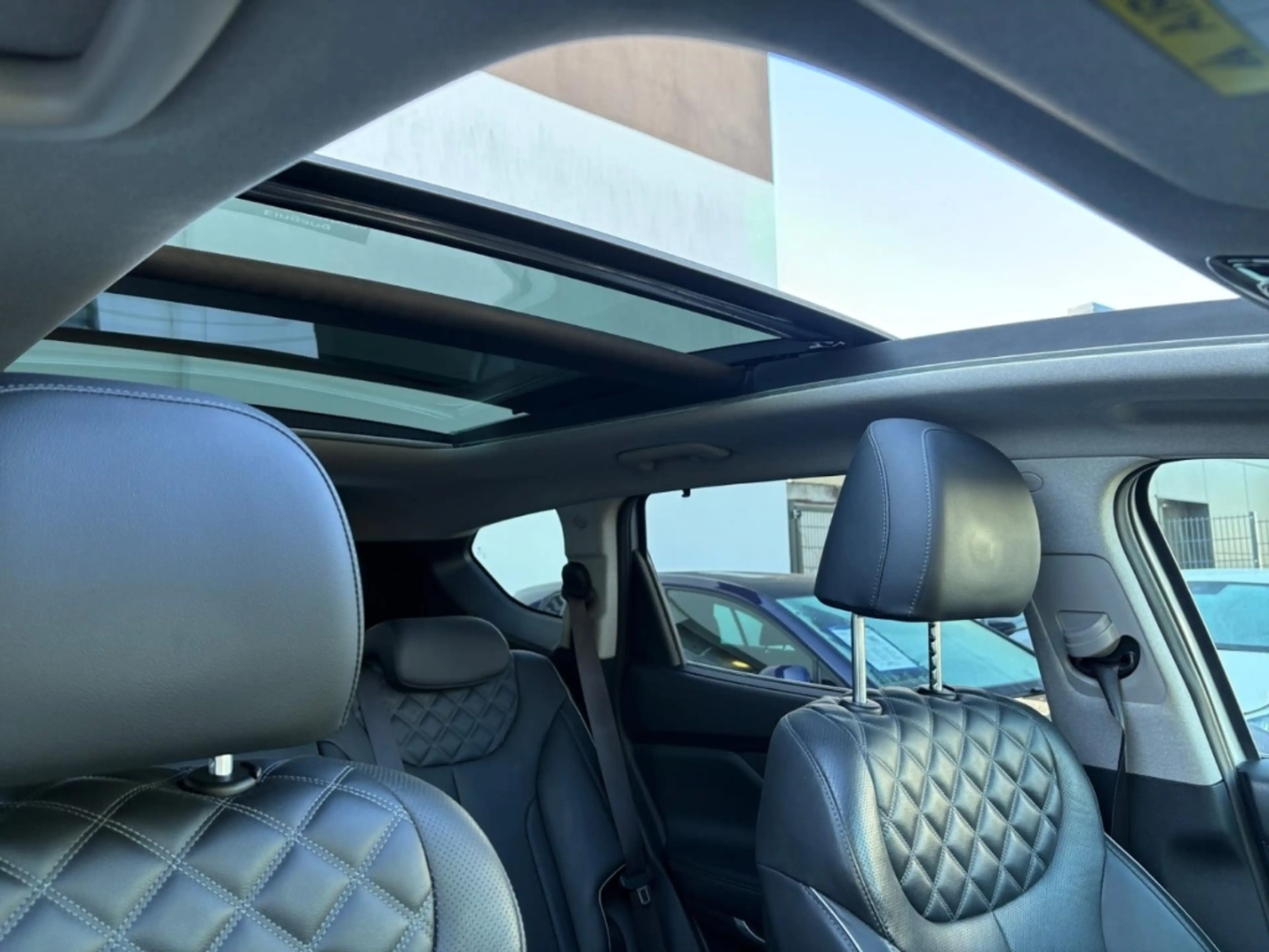 Hyundai SANTA FE Prime Plug-In Hybrid 4WD++VOLLLEDER!++ — photo 13