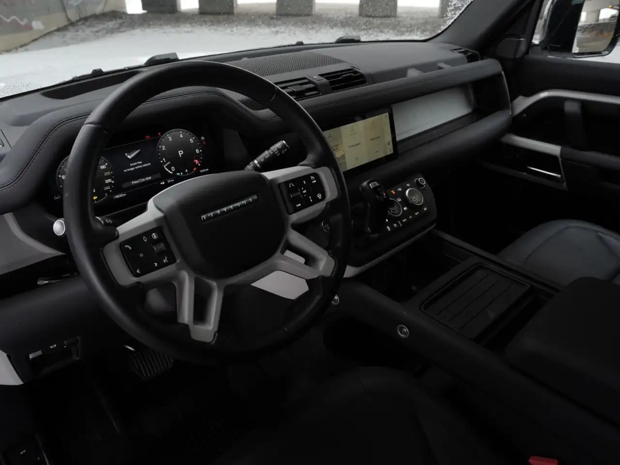 Land Rover Defender снимка Land Rover Defender