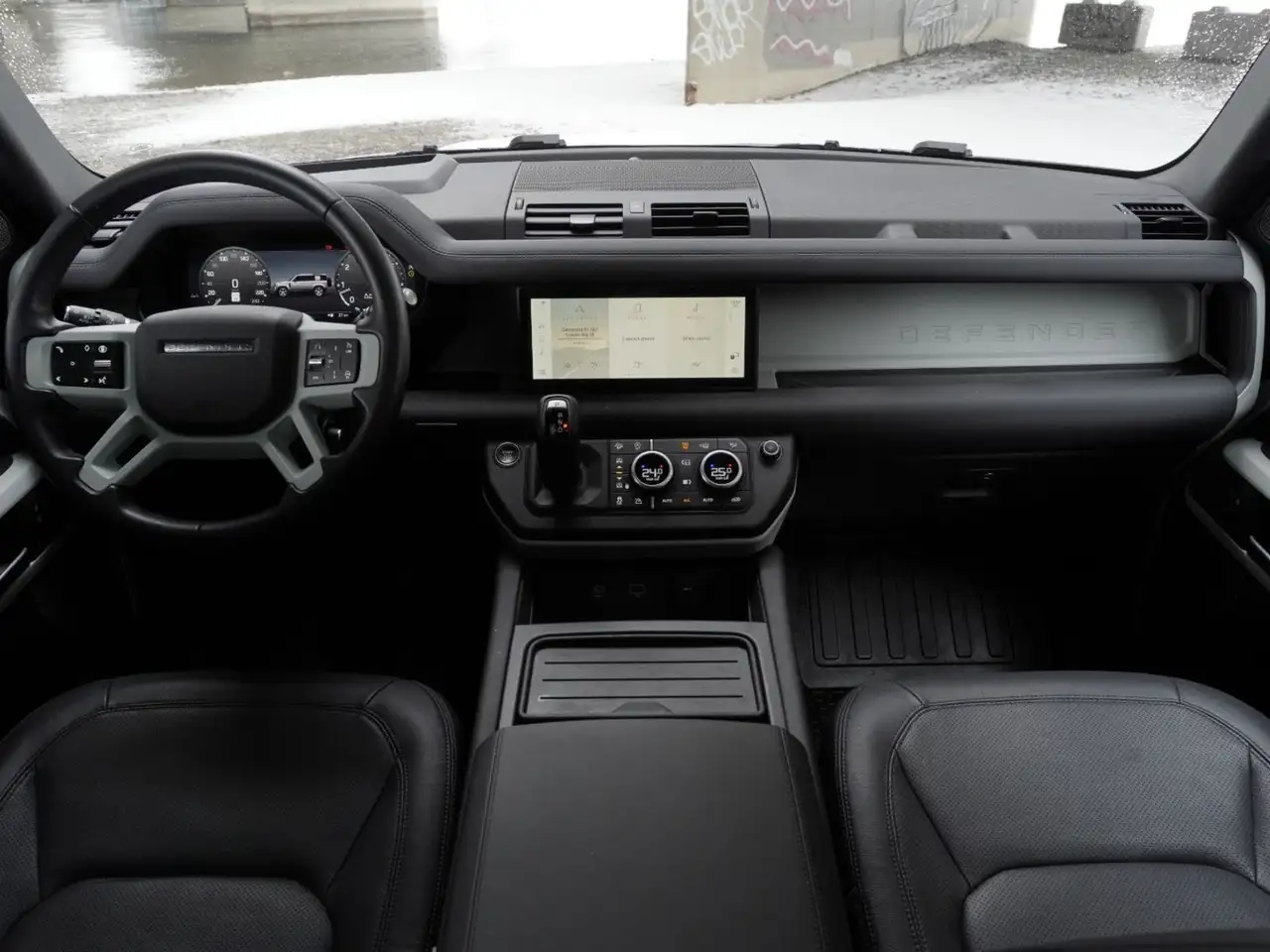 Land Rover Defender снимка Land Rover Defender
