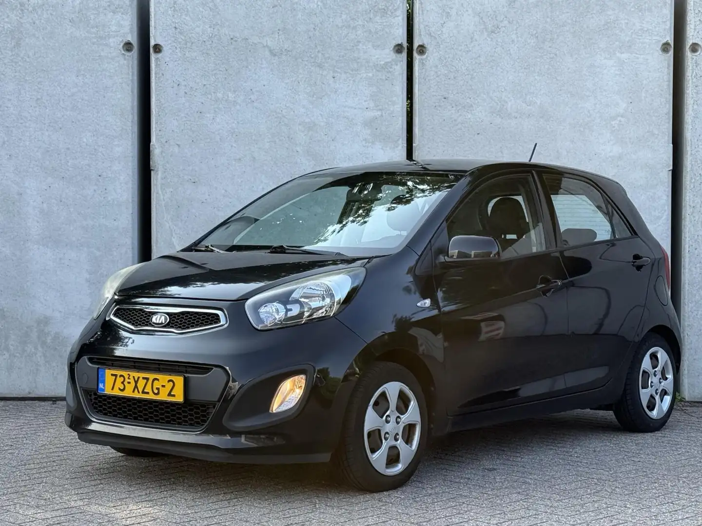 Kia Picanto 1.0 CVVT Comfort Pack, Airco, 5 Deurs APK01-2026 Zwart - 1