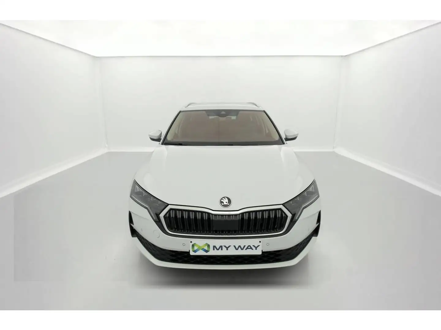 Skoda Octavia Octavia Combi Corporate 1,5 TSI m-HEV 85 kW 7-spee Wit - 2