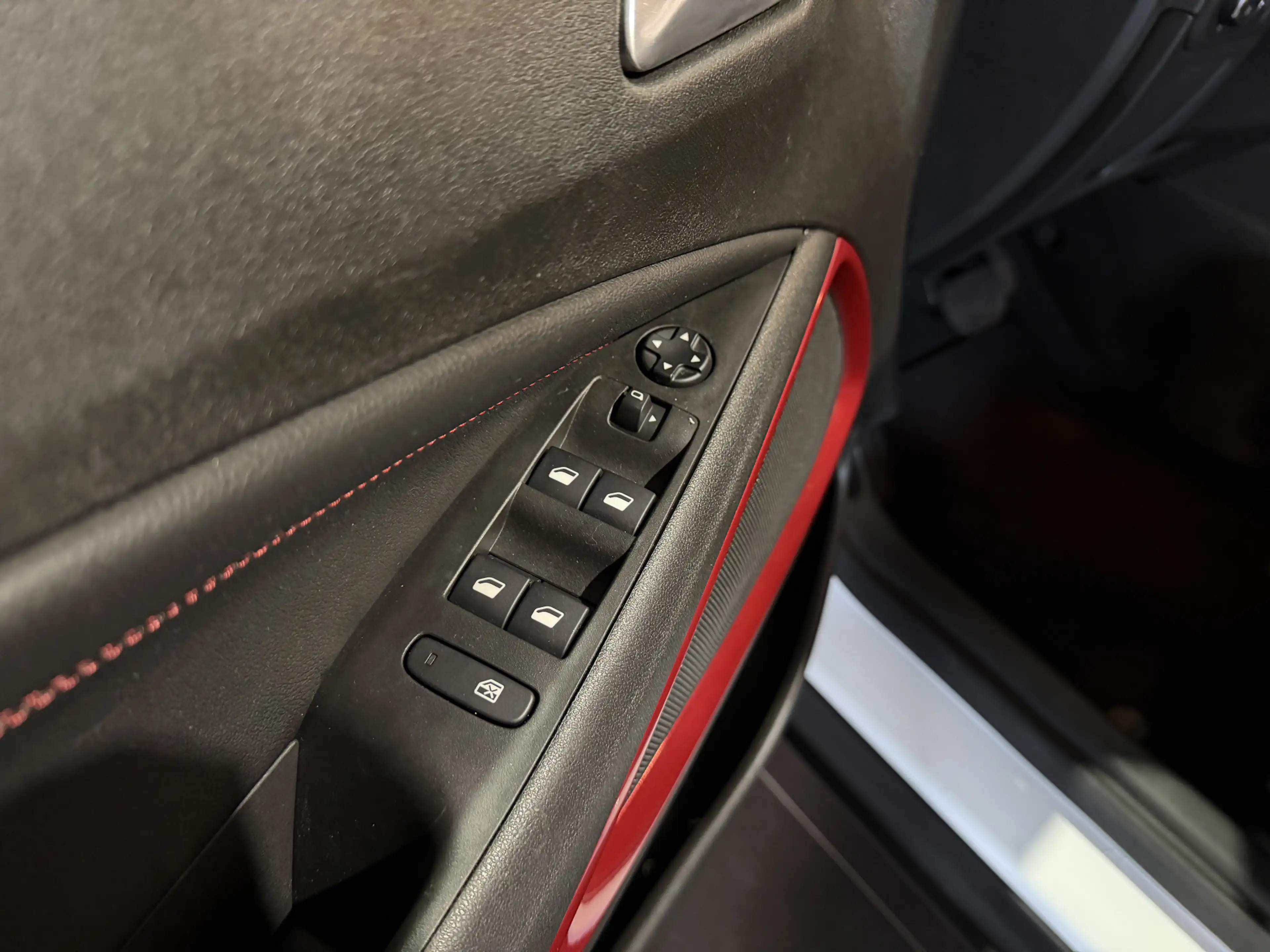 Opel Crossland 1.2 Turbo Elegance - Automaat - CarPlay / Stoel+st — photo 28