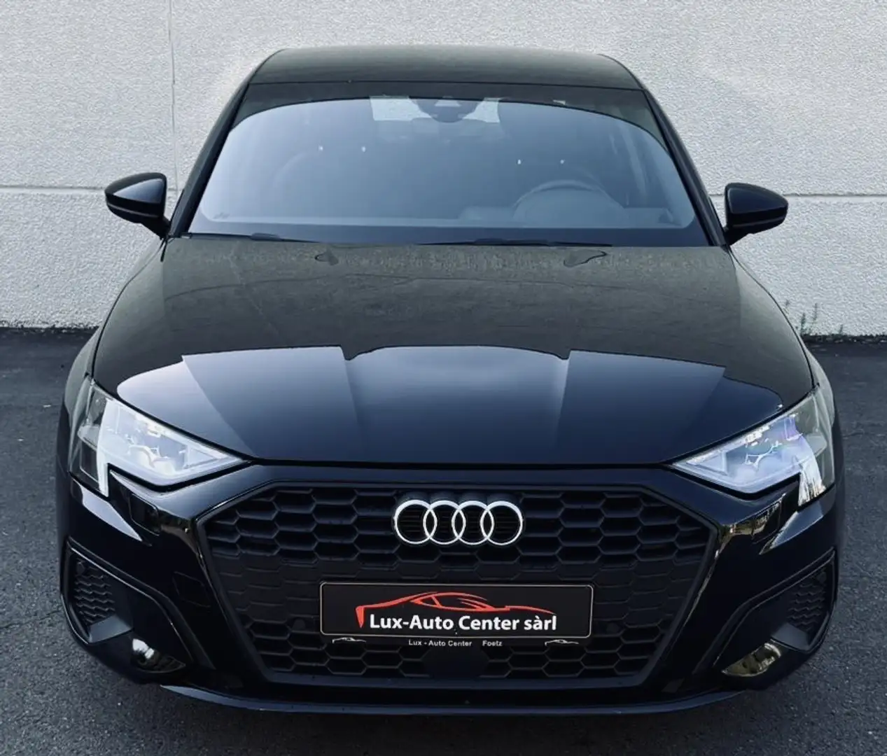 Audi A3 30 TFSI Advanced Noir - 1