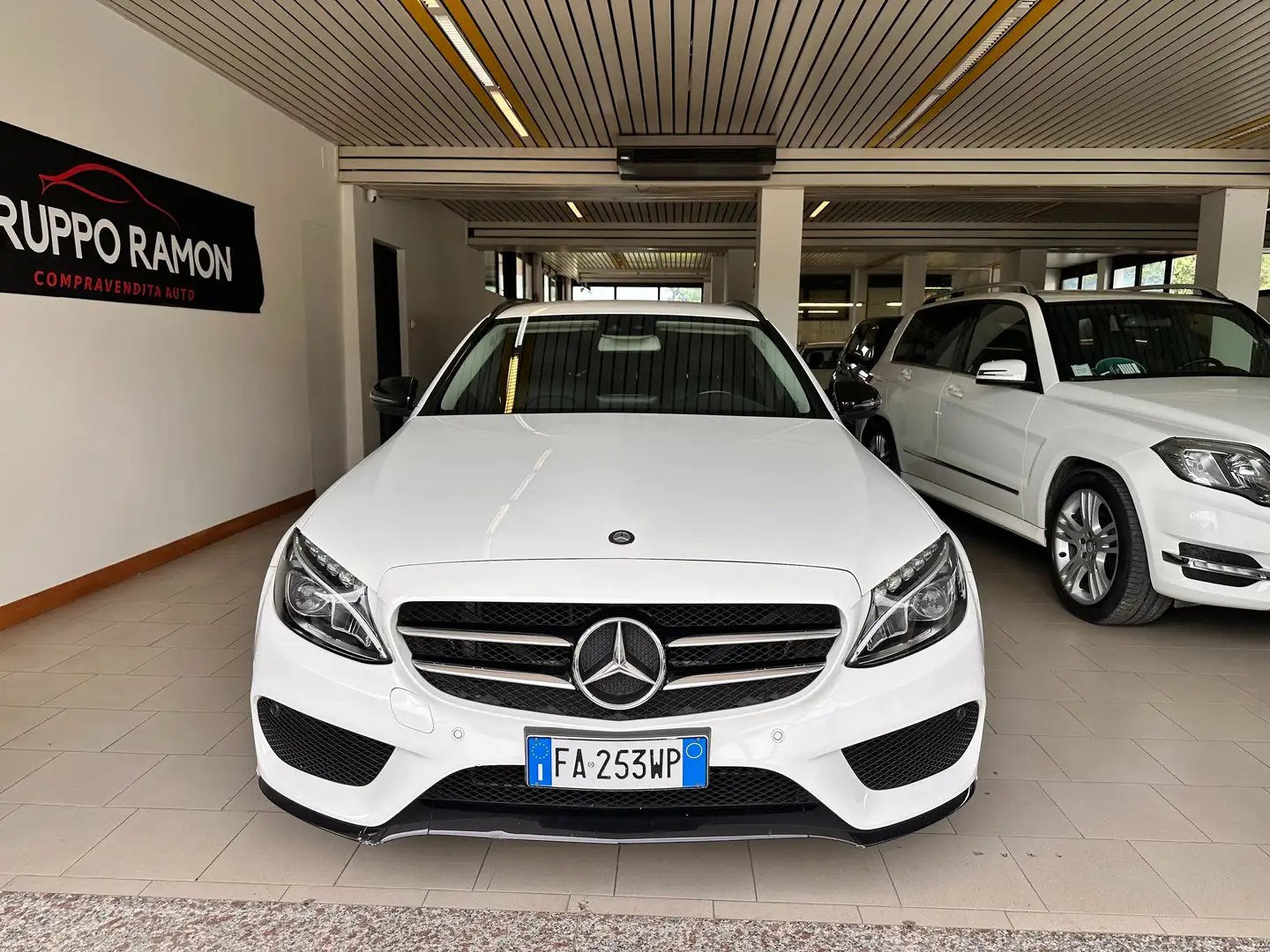Mercedes-Benz C 200 Classe C-S205 2014 SW SW d (bt) Premium auto Bianco - 2